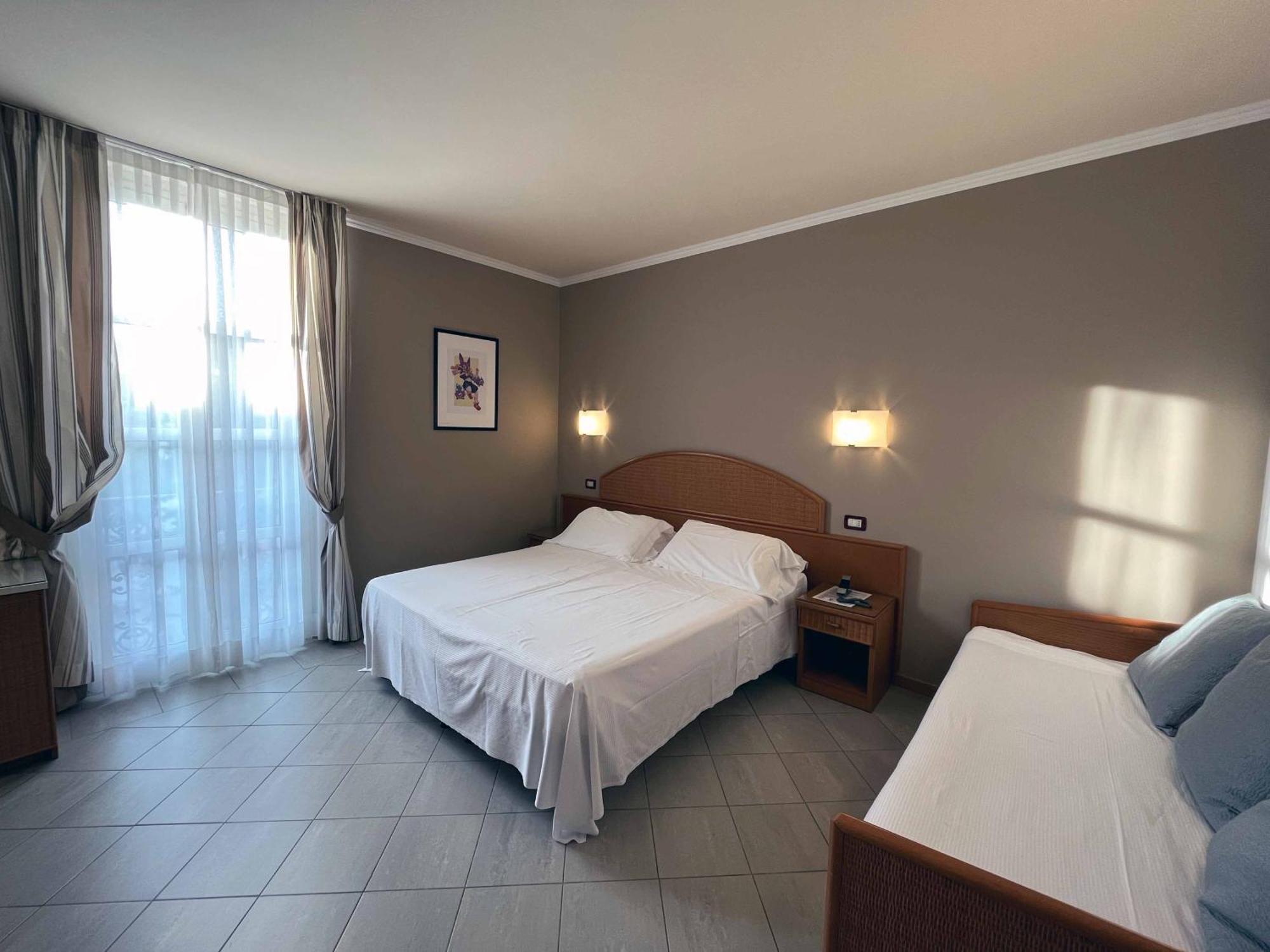 Hotel Regina Форте-деи-Марми Экстерьер фото