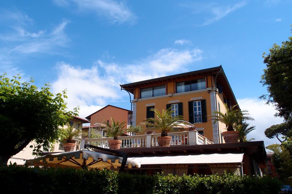 Hotel Regina Форте-деи-Марми Экстерьер фото